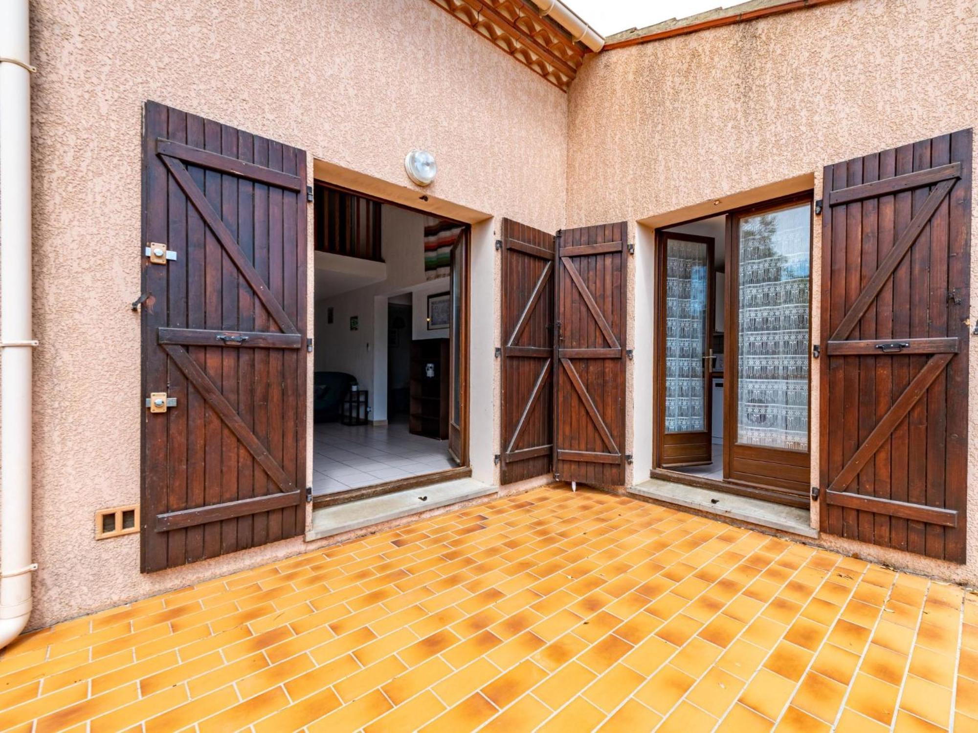 Holiday Home Hameau Des Tamarins-2 By Interhome Le Barcarès Exteriör bild