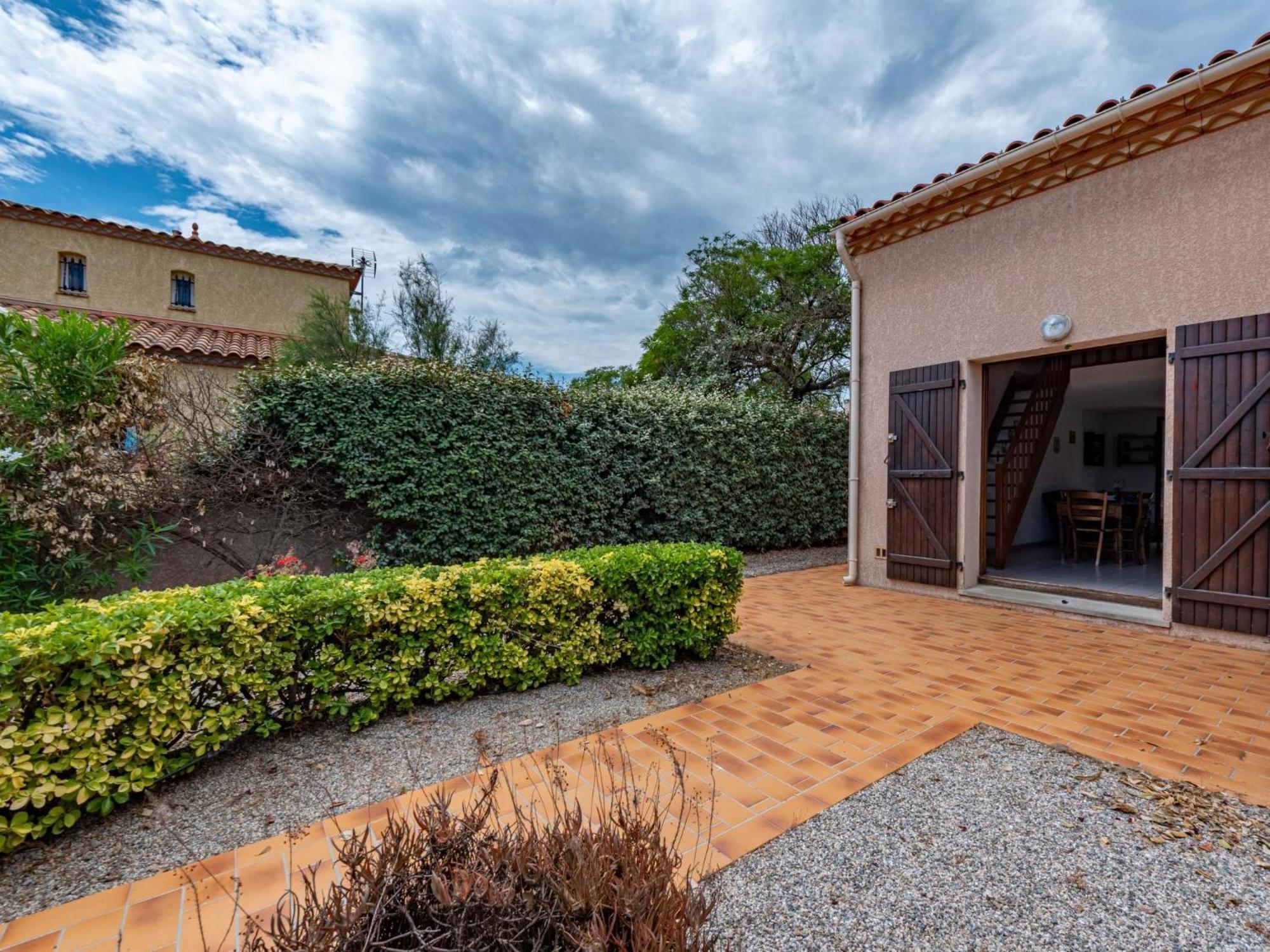 Holiday Home Hameau Des Tamarins-2 By Interhome Le Barcarès Exteriör bild